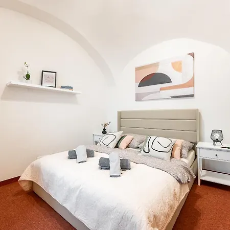 K1 Piatok Sobota Disco Cez Tyzden Tichy Apartment *