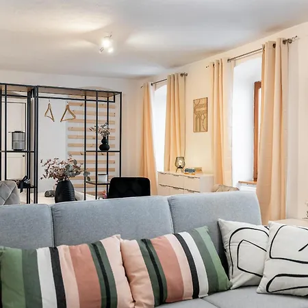 Daire K1 Piatok Sobota Disco Cez Tyzden Tichy *